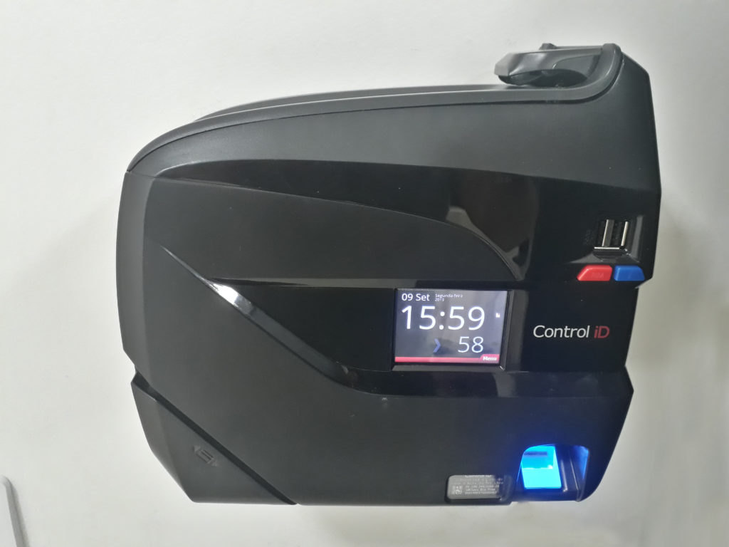 Relógio de Ponto com biometria - Control ID 