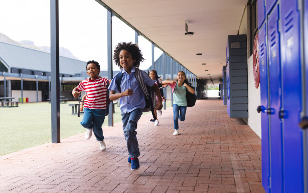 Controle de acesso inteligente: 3 benefícios que transformam a gestão escolar